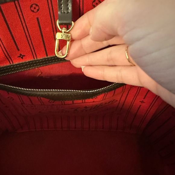 Designer Brown Checkered Tote Bag - Picture 13 of 16